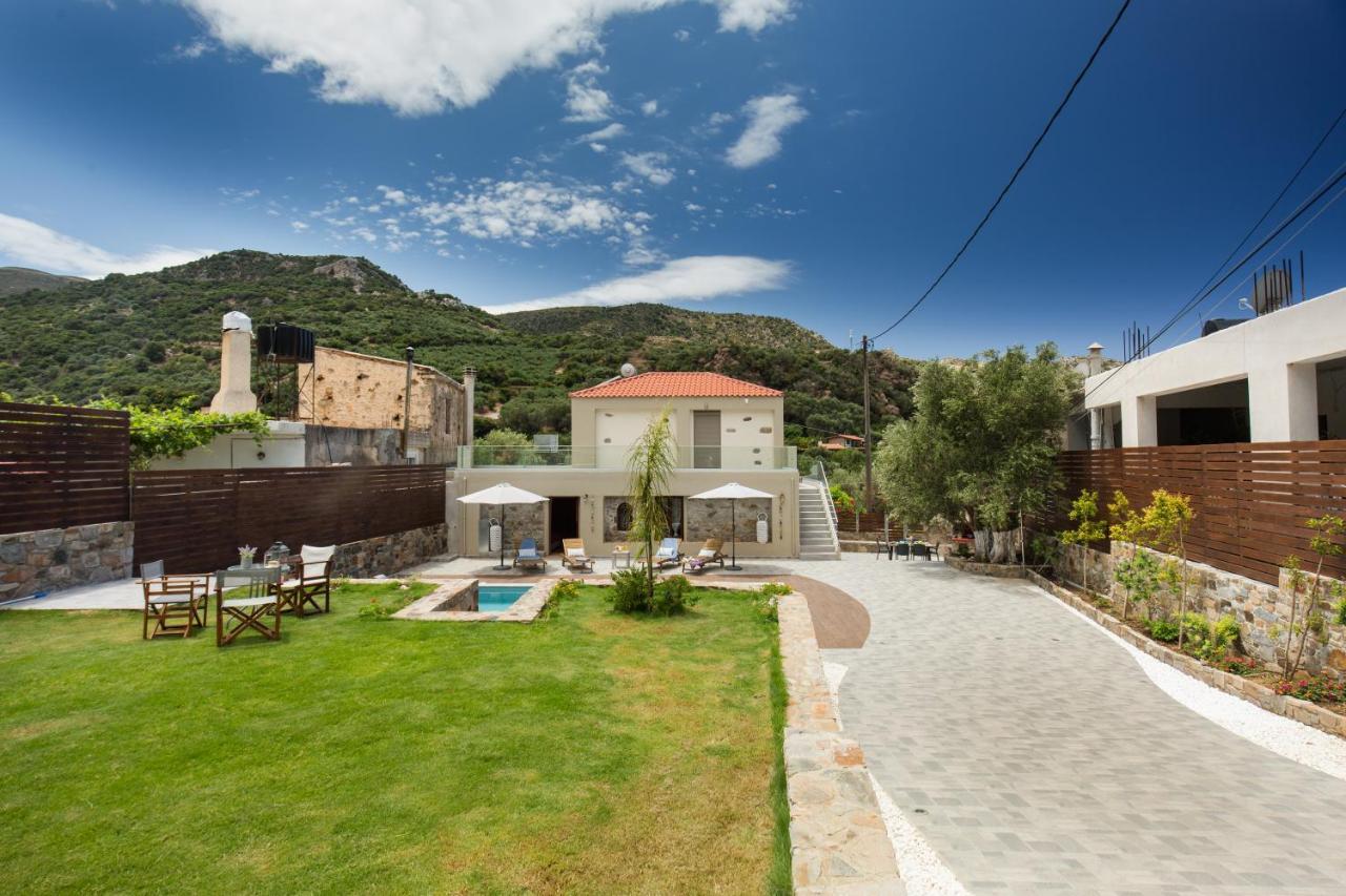 Sfinárion Tzouganos Villa מראה חיצוני תמונה