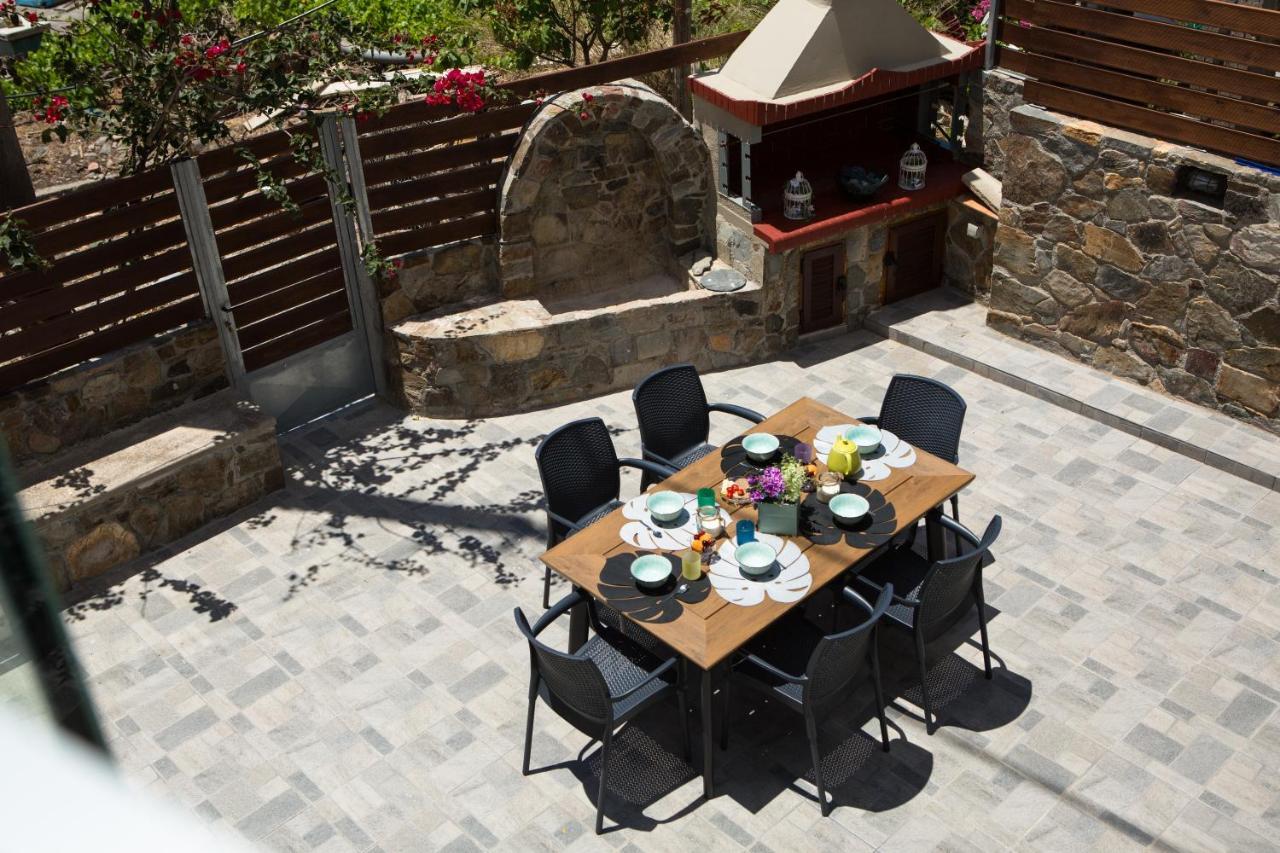 Sfinárion Tzouganos Villa מראה חיצוני תמונה